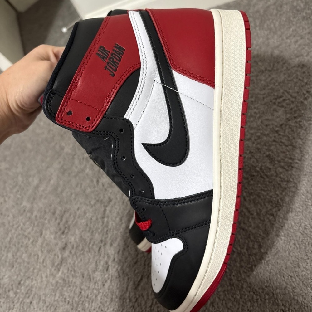 Nike Air Jordan 1 High OG 'Black Toe' Shoes - White/ Red